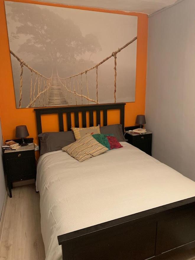 B&B Sallent Екстериор снимка