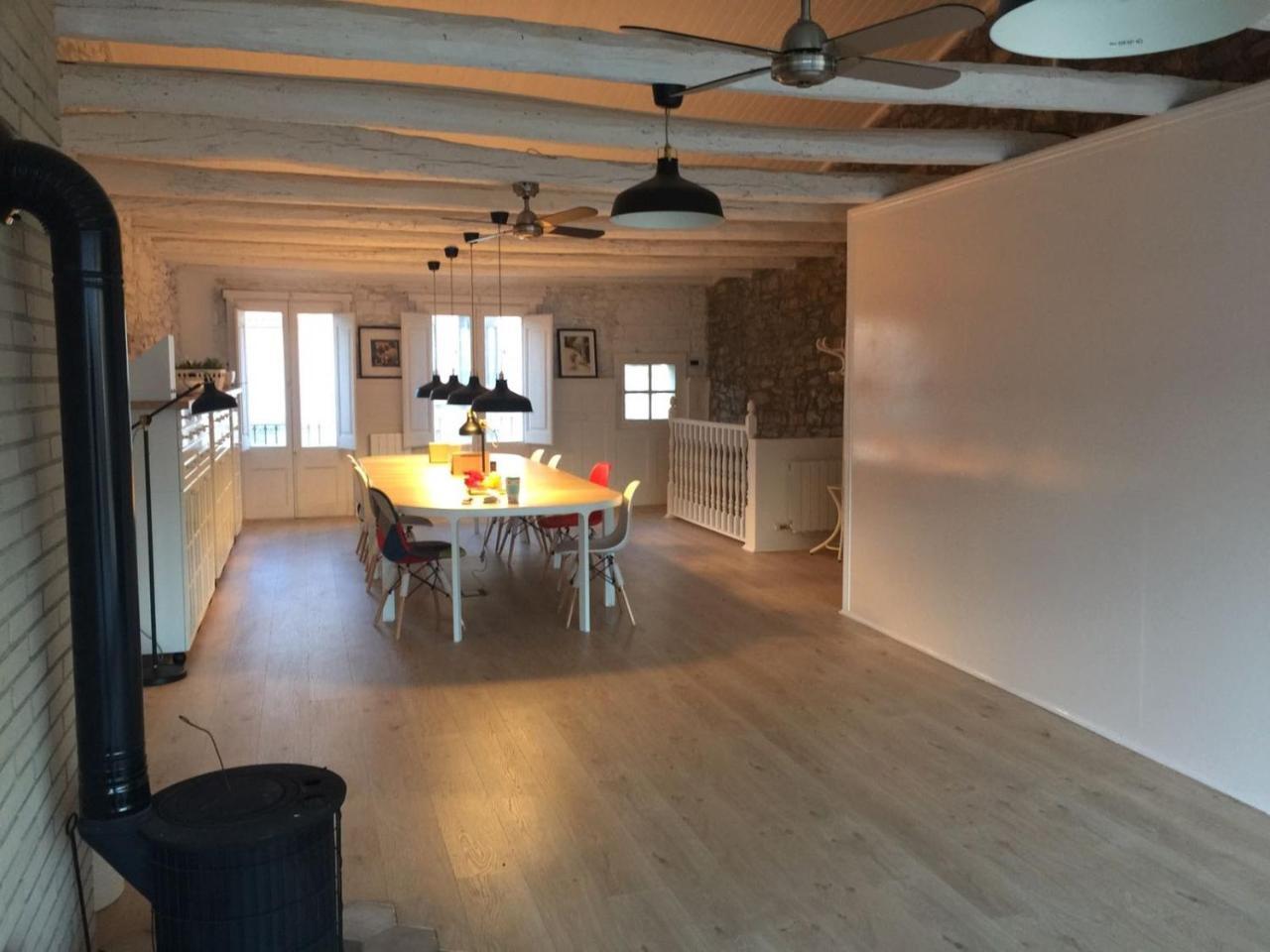 B&B Sallent Екстериор снимка